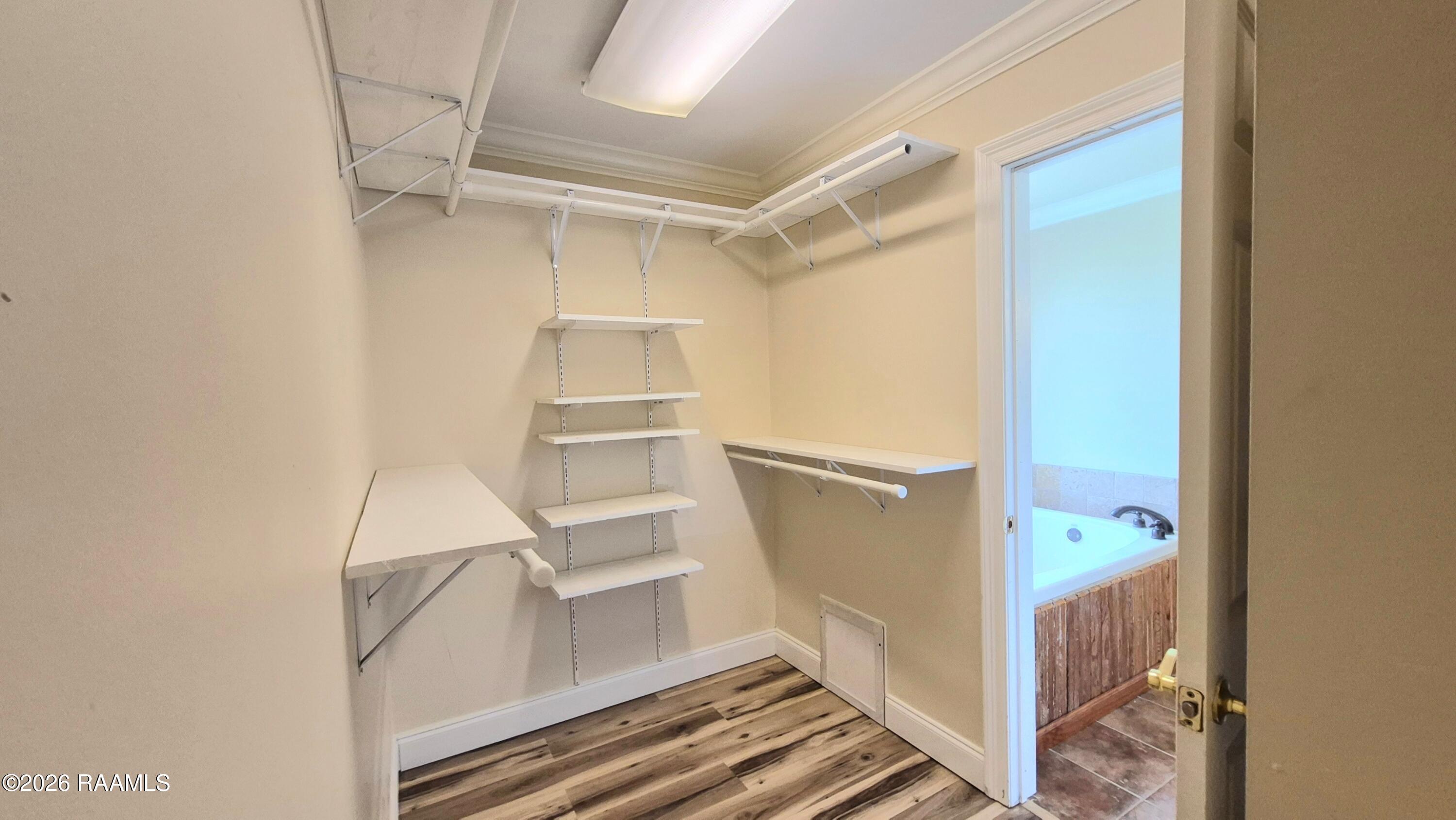 5102 Alfred Road Maurice, LA 70555 - Photo 11 of 17 11MCloset