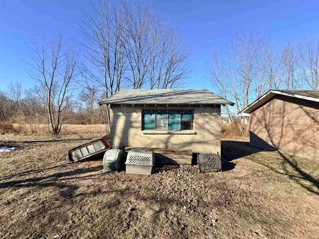 $239,000 | 13799 West 700th Road, Jasonville, IN 47438