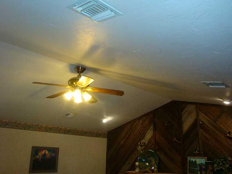 910 Irwin Run Road West Mifflin, PA 15122 - Photo 6 of 25 Other. vaulted cieling