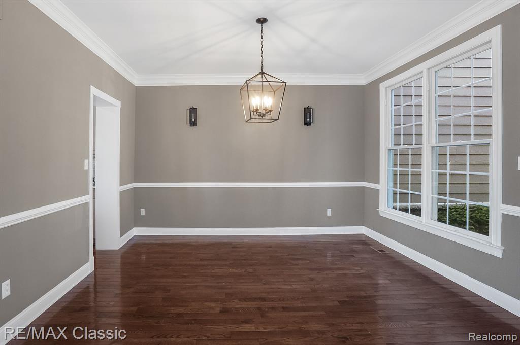 24825 Reeds Pointe Drive Novi, MI 48374 - Photo 9 of 56