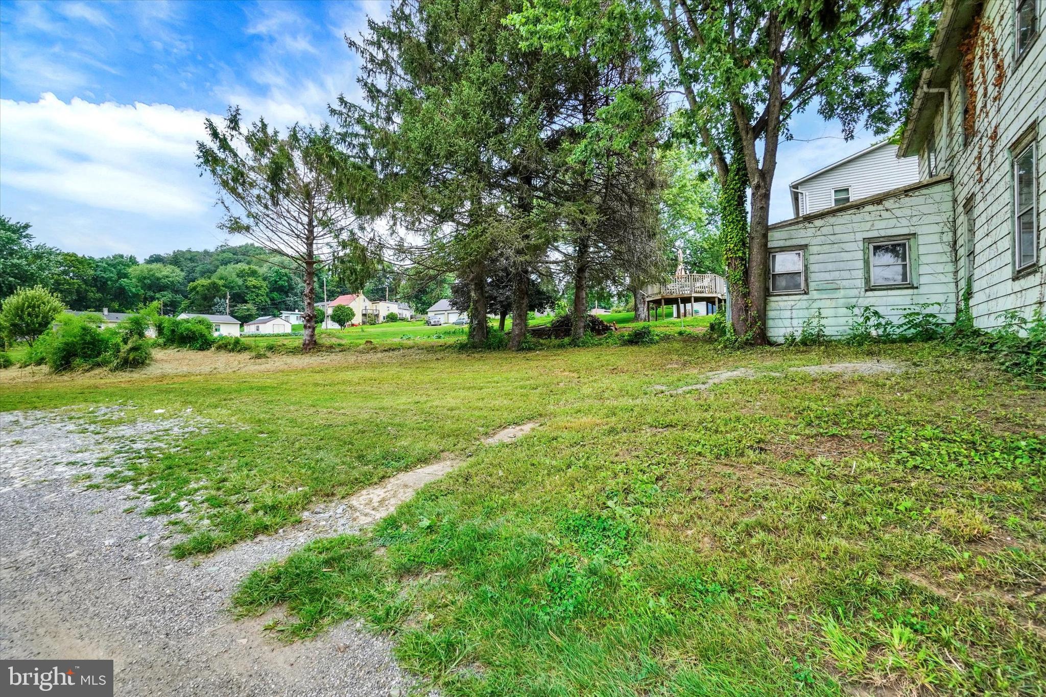12 Rapho Street Washington Boro, PA 17582 - Photo 14 of 18 off-street parking