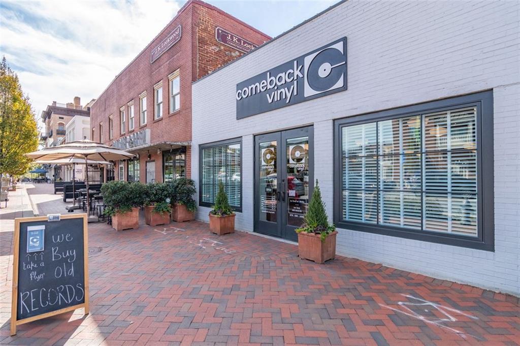 13890 Cowart Road Alpharetta, GA 30004 - Photo 24 of 33 a view of a building with potted plants