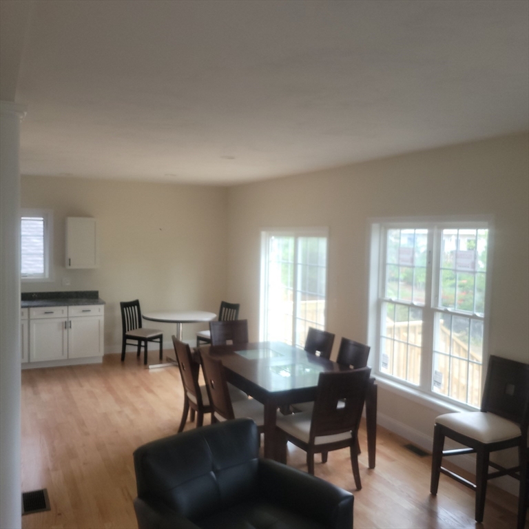 21 B Crownshield Uxbridge, MA 01569 - Photo 3 of 8
