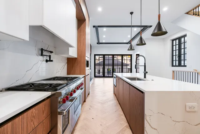 $2,250,000 | 3446 North Oakley Avenue, Chicago, IL 60618