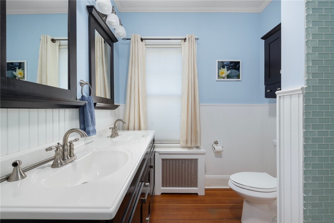 127 West Main Road Middletown, RI 02842 - Photo 15 of 33 First floor full bathroom