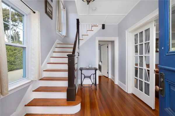 $4,000 | 127 West Main Road, Middletown, RI 02842