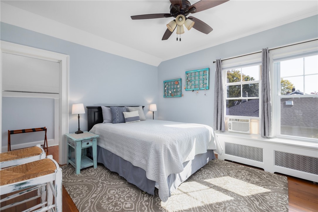 127 West Main Road Middletown, RI 02842 - Photo 22 of 33 2nd floor bedroom #2
