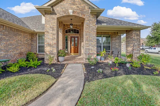 $359,900 | 5923 Bogie Way, Pasadena, TX 77505
