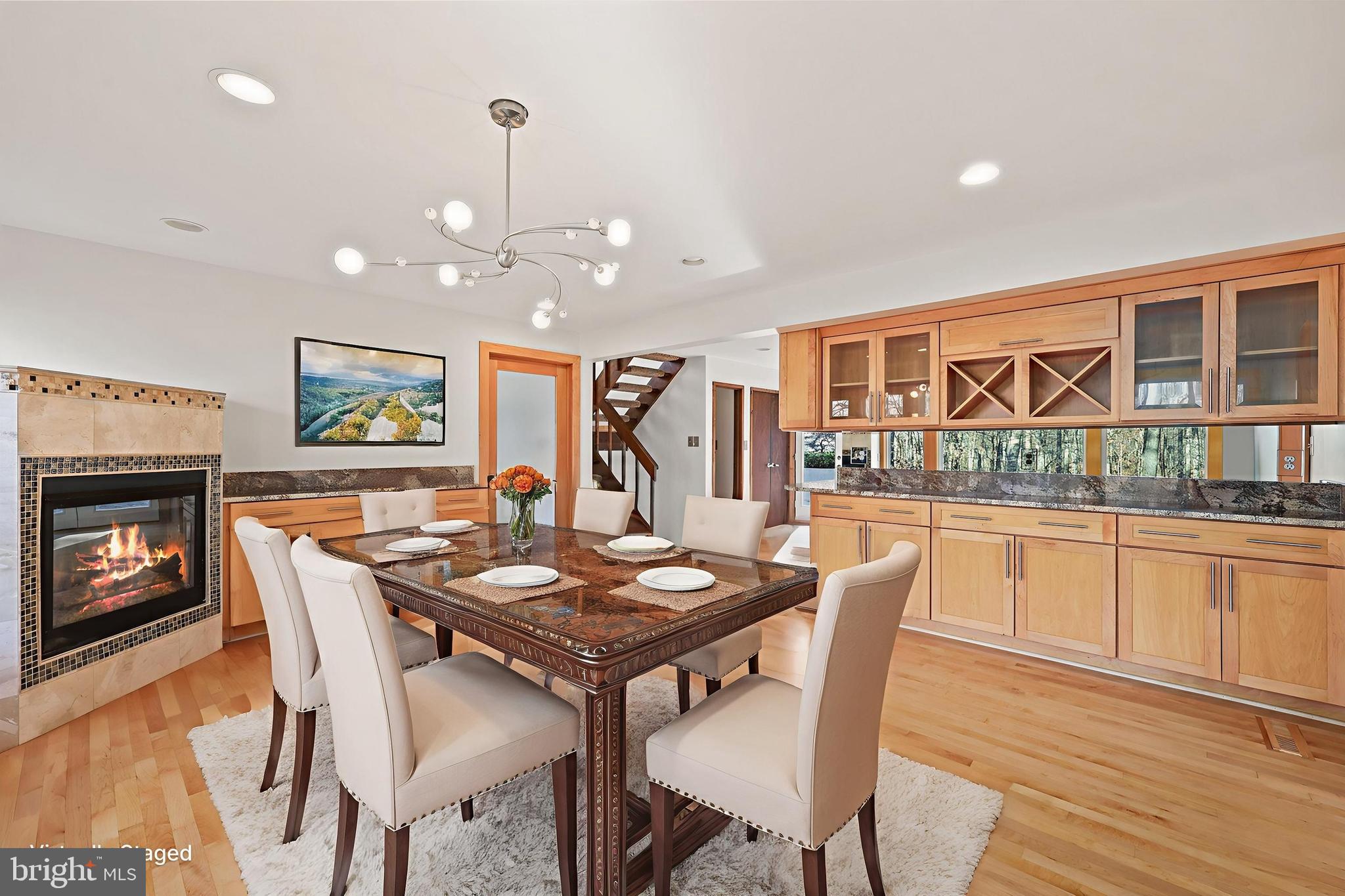 10450 Hunter View Road Vienna, VA 22181 - Photo 20 of 73 virtually staged
