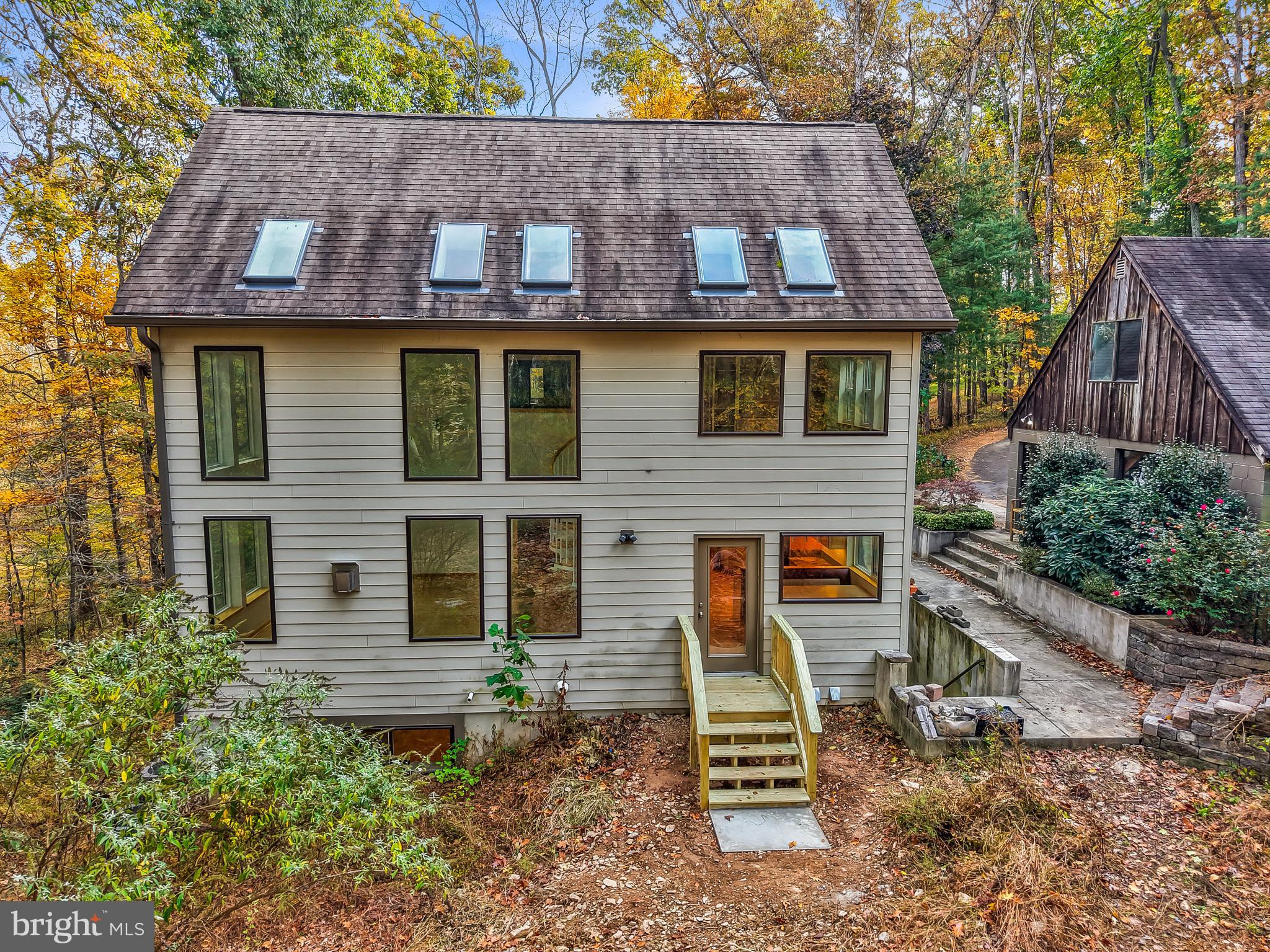 10450 Hunter View Road Vienna, VA 22181 - Photo 52 of 73 Gallery Image 52