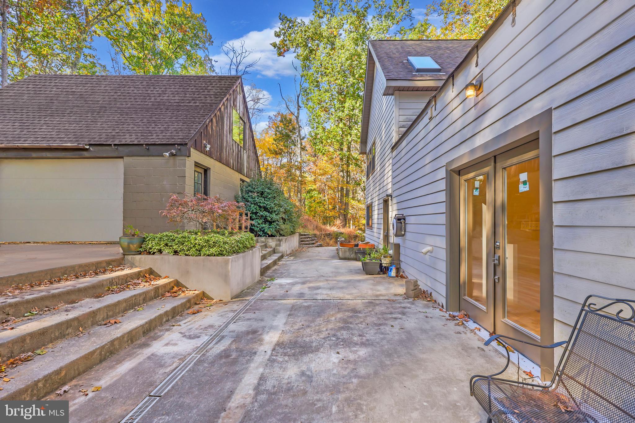10450 Hunter View Road Vienna, VA 22181 - Photo 53 of 73 Gallery Image 53
