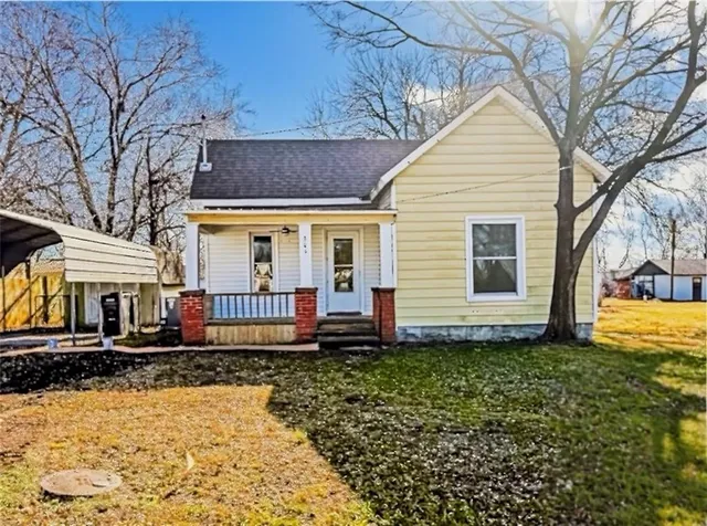 $89,000 | 604 6th Street, Altamont, KS 67330