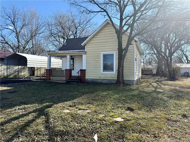 $89,000 | 604 6th Street, Altamont, KS 67330