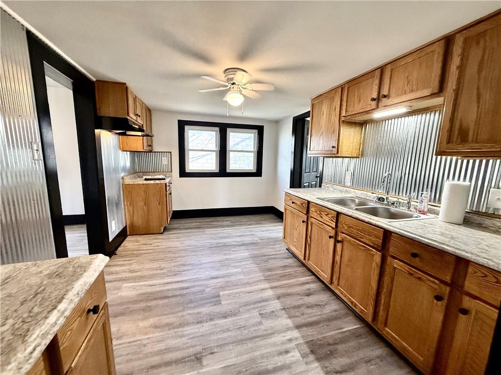 604 6th Street Altamont, KS 67330 - Photo 5 of 23