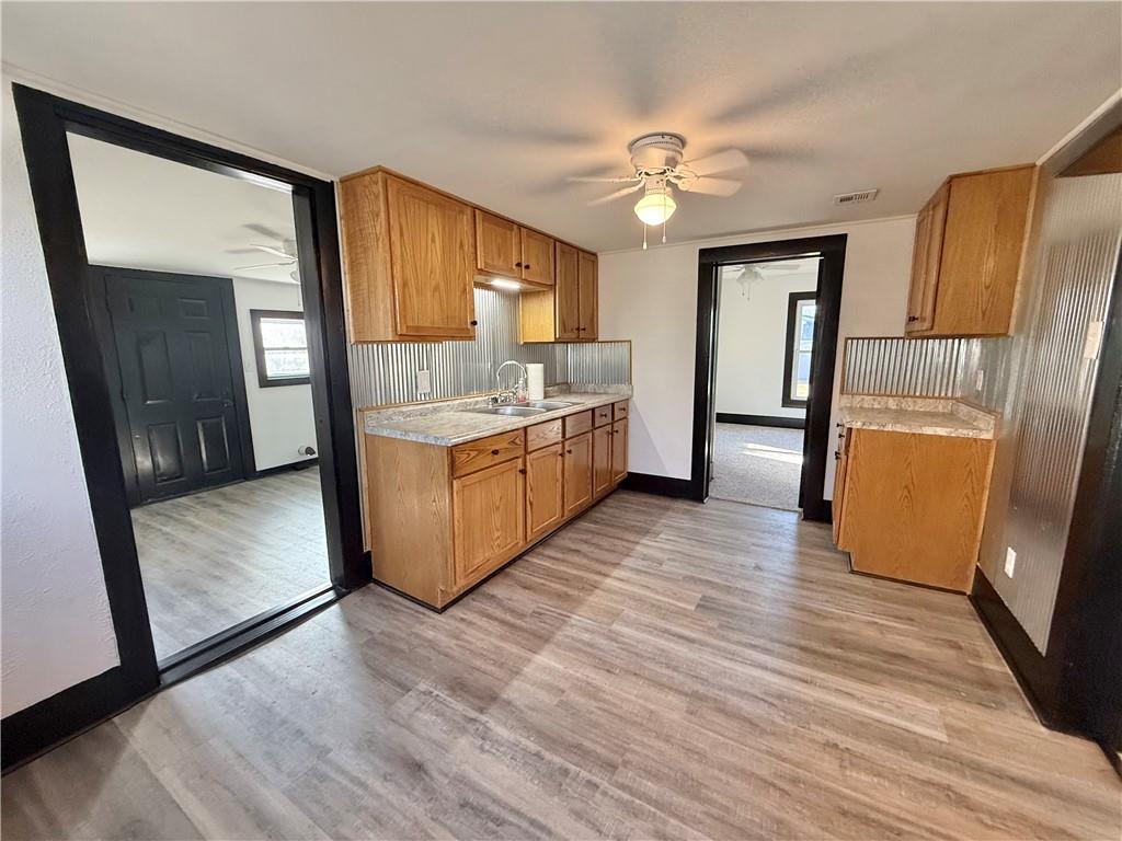 604 6th Street Altamont, KS 67330 - Photo 6 of 23