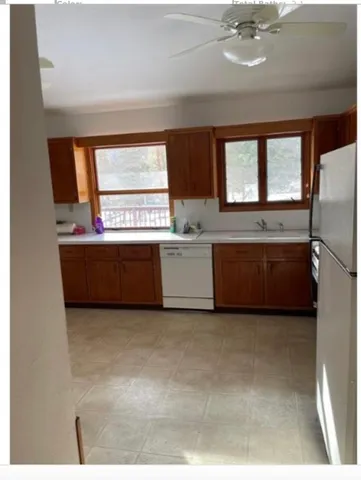 $2,400 | 425 East Benita Boulevard, Vestal, NY 13850