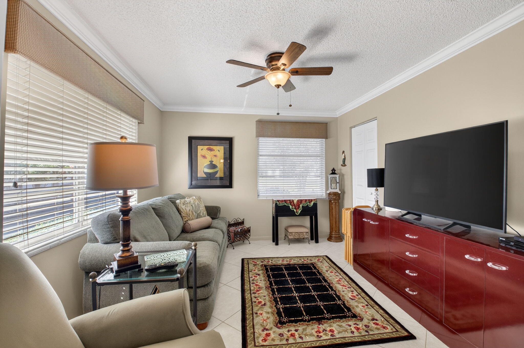 5221 Privet Place, Unit A Delray Beach, FL 33484 - Photo 18 of 47 20-web-or-mls-DSC_4806