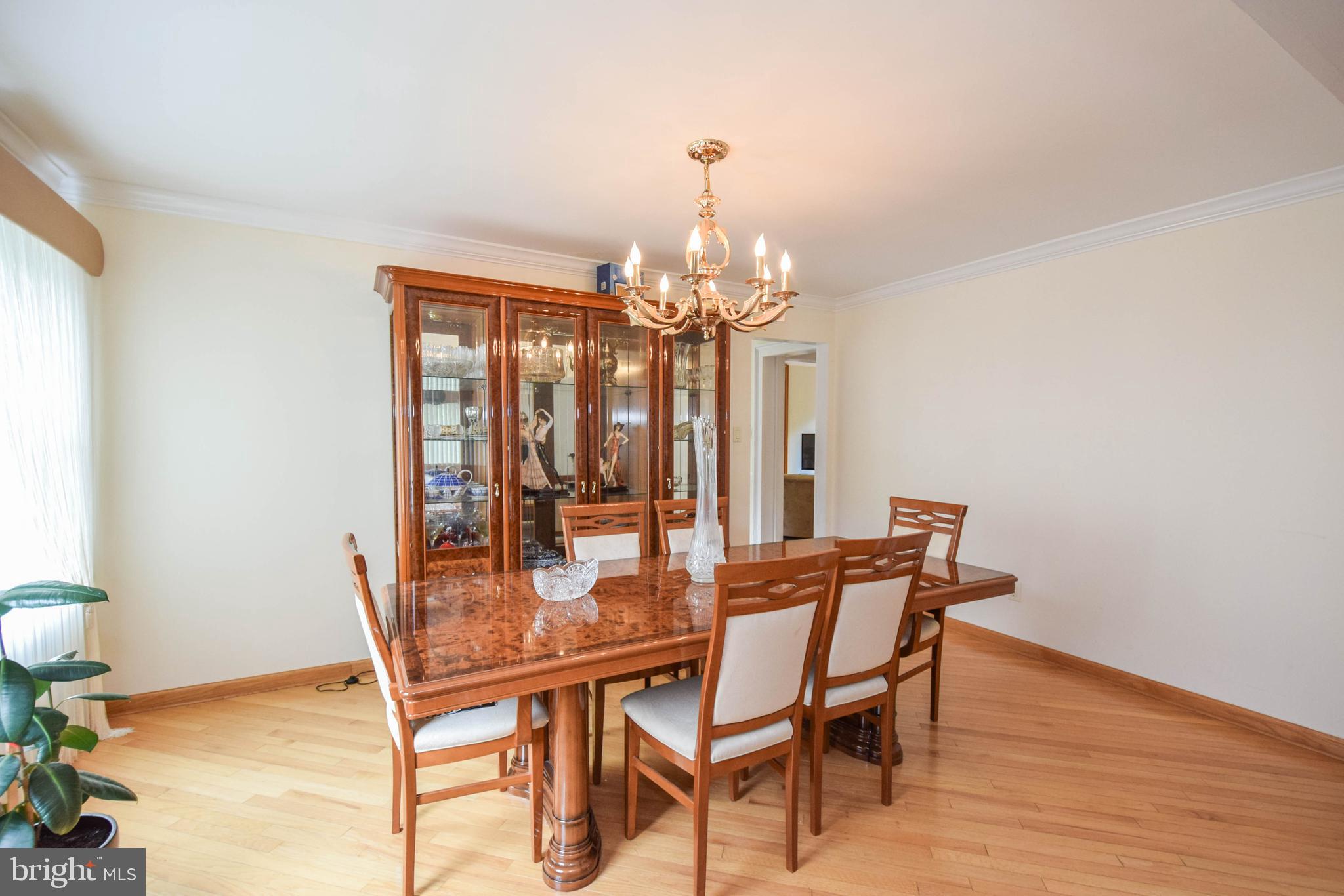8 Flint Road Langhorne, PA 19047 - Photo 6 of 25 Gallery Image 6