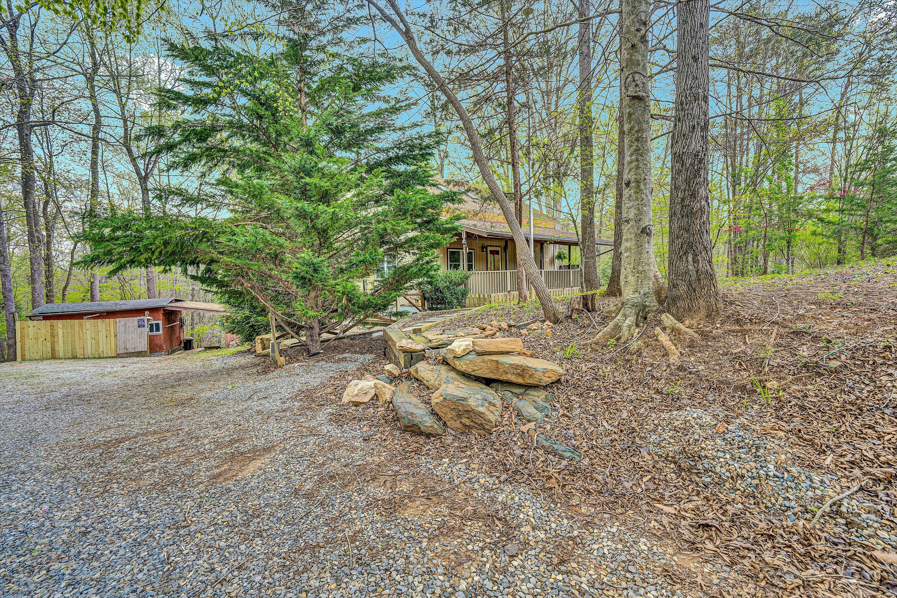 980 Power Dam Road Rocky Mount, VA 24151 - Photo 4 of 55 02-DSC00646