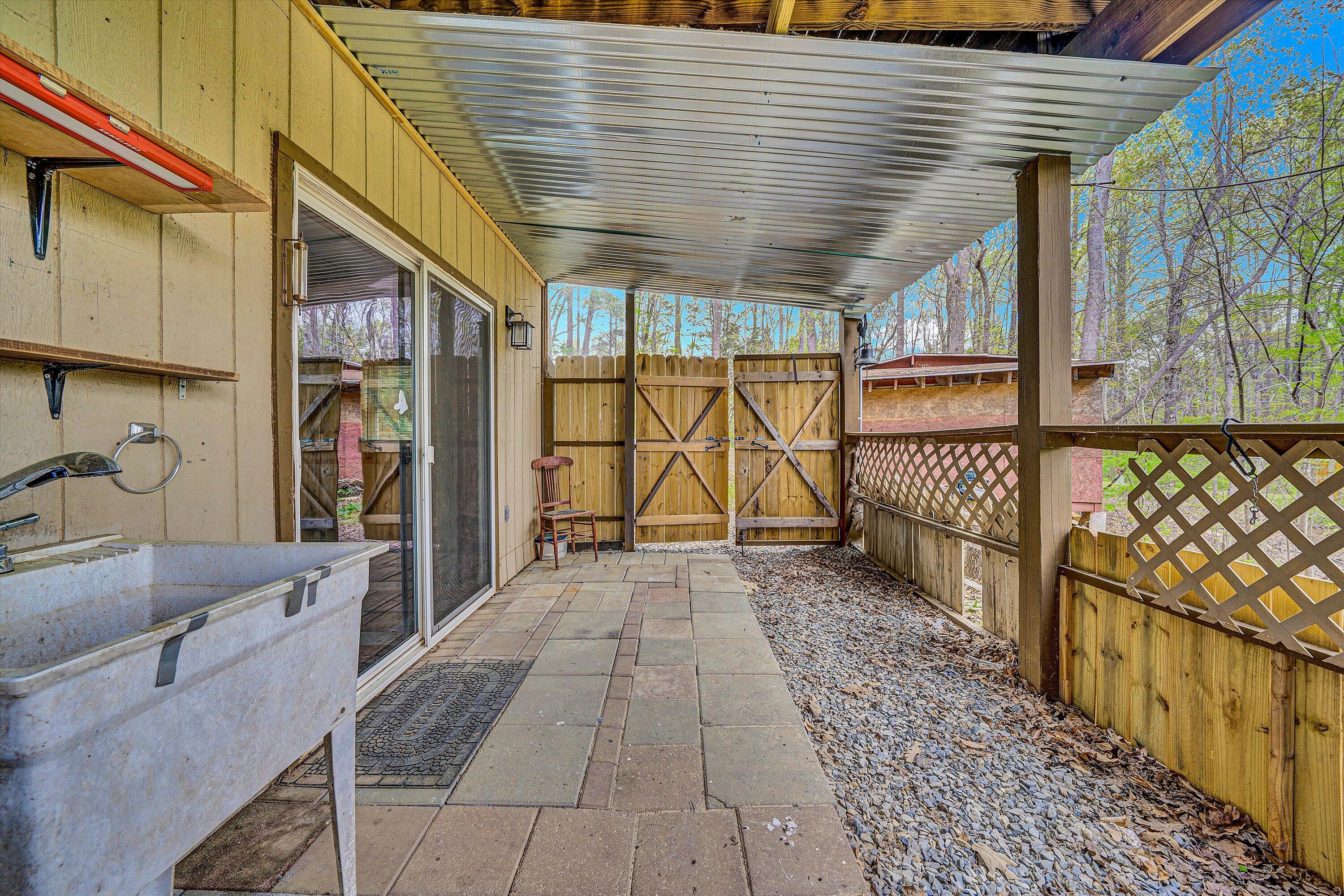 980 Power Dam Road Rocky Mount, VA 24151 - Photo 46 of 55 47-DSC00641