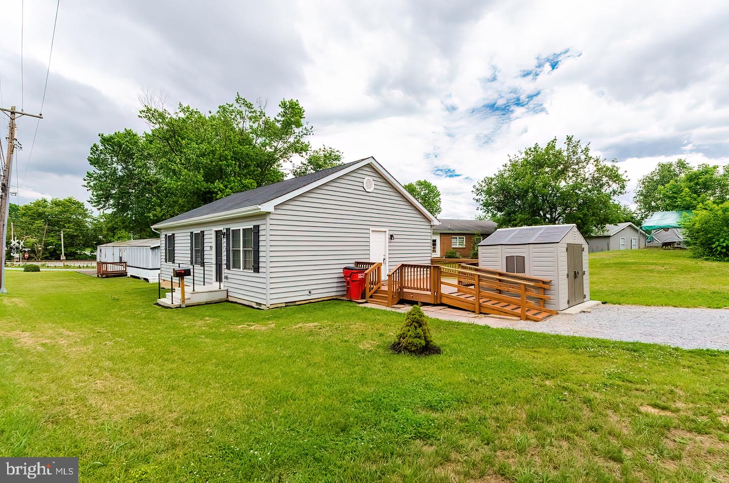 103 Cranes Lane Ranson, WV 25438 - Photo 4 of 44 Wheelchair accessable