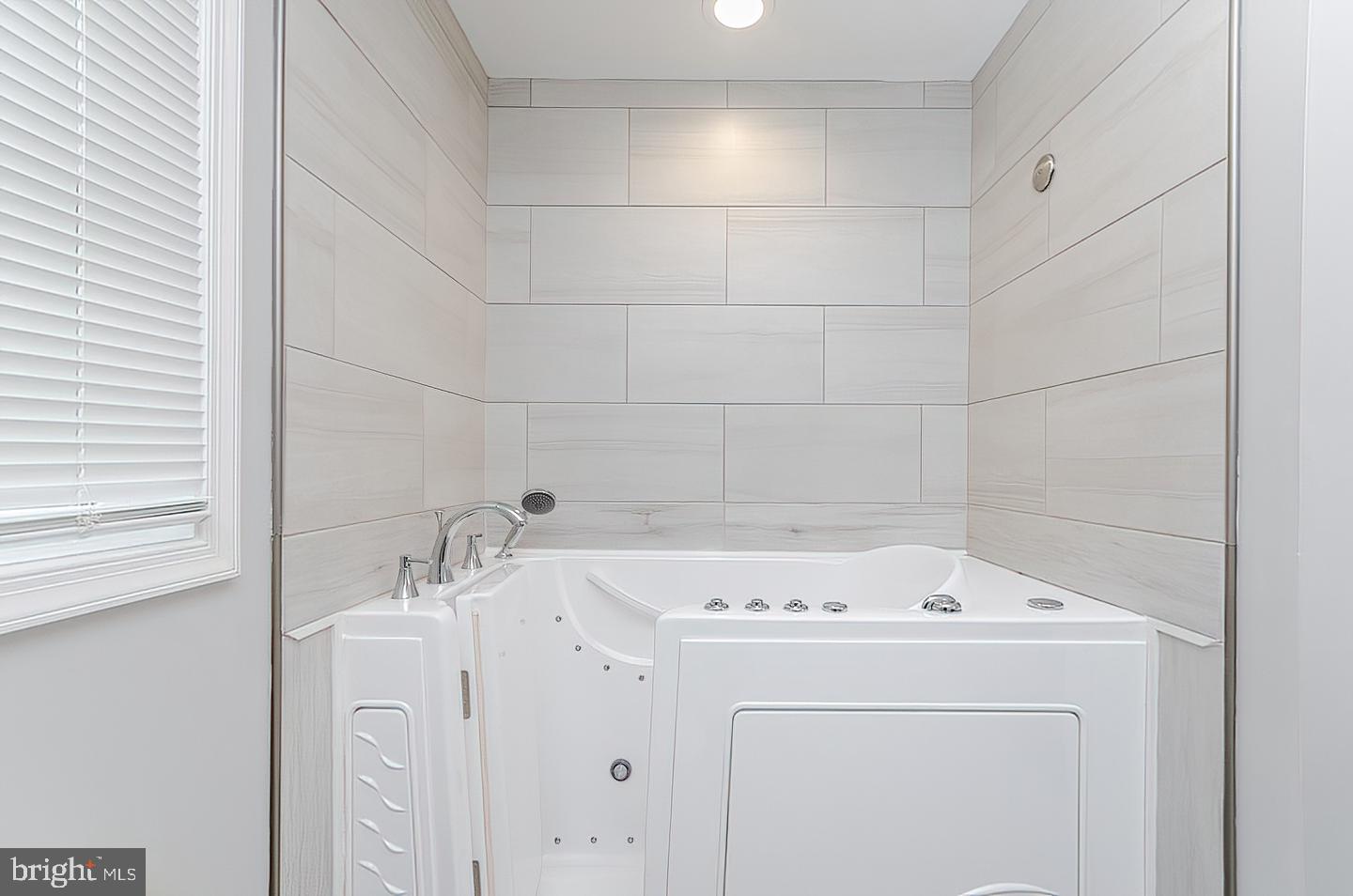 103 Cranes Lane Ranson, WV 25438 - Photo 36 of 44 Walk in Bath Tub