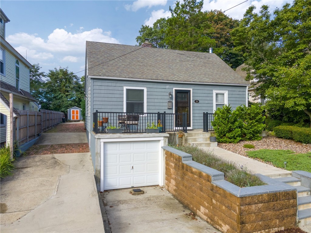 24 Haddon Hill Road Cranston, RI 02905 - Photo 5 of 50 Gallery Image 5