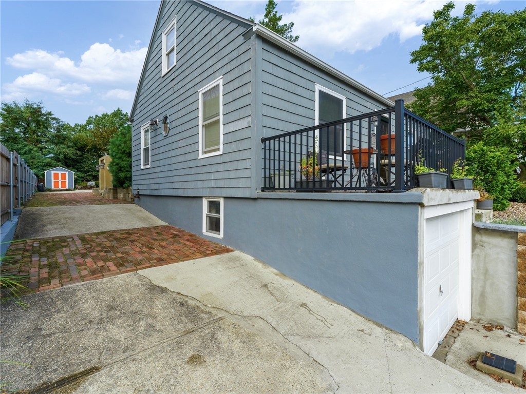 24 Haddon Hill Road Cranston, RI 02905 - Photo 6 of 50 Gallery Image 6