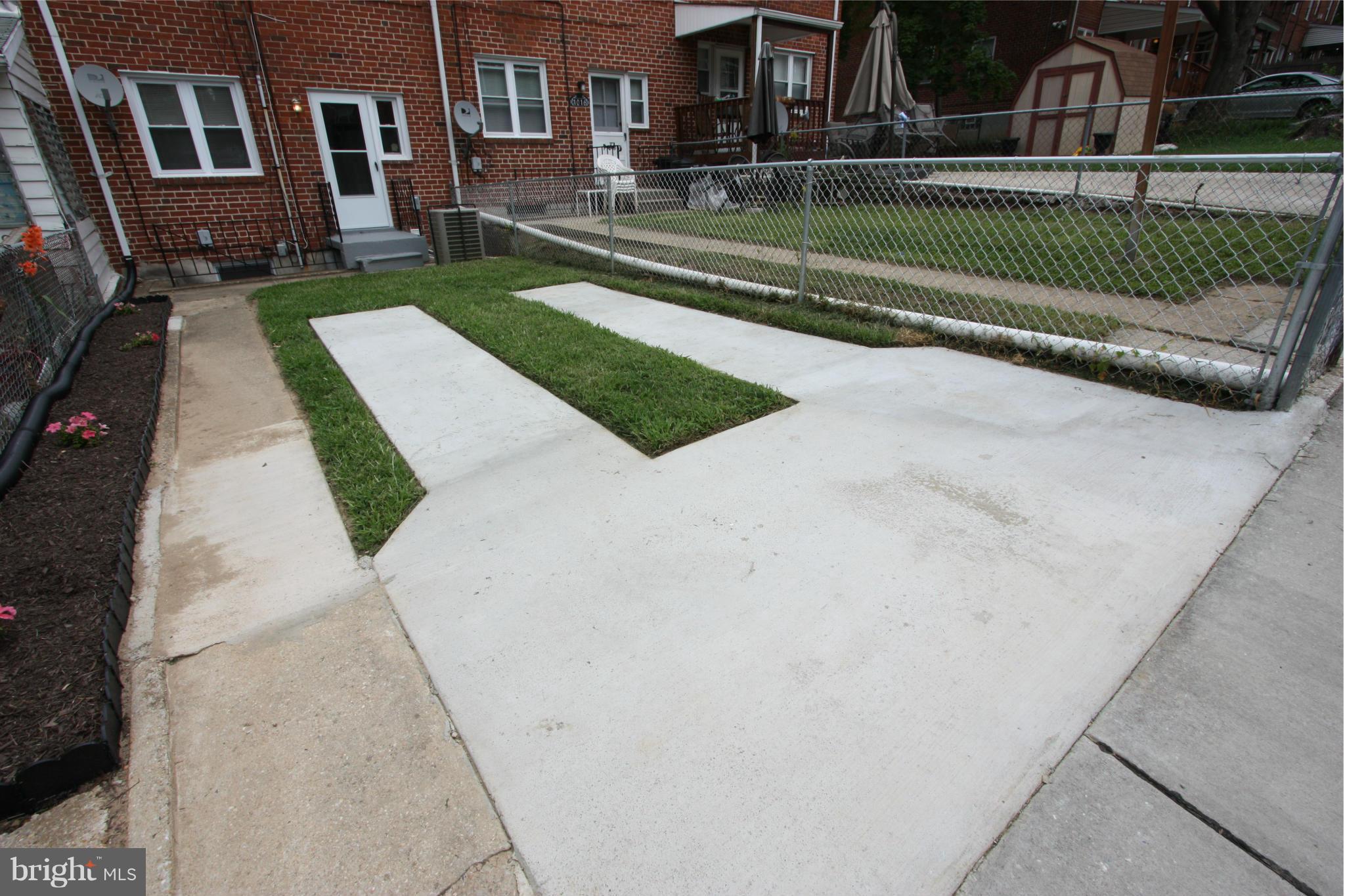 1018 Wedgewood Road Baltimore, MD 21229 - Photo 29 of 30 YOUR VERY OWN PRIVATE PARKING IN YOUR YARD!