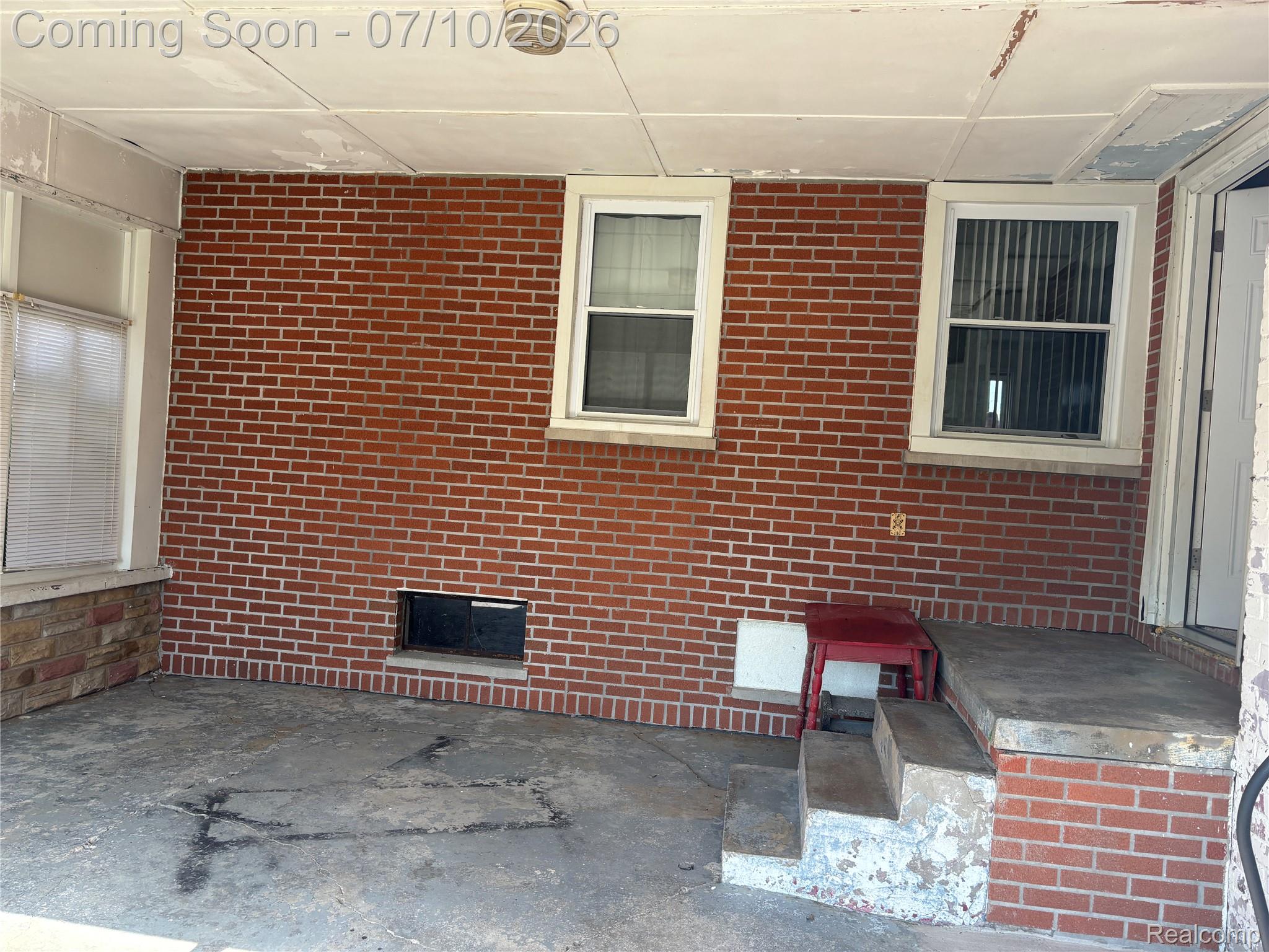 17588 Quarry Road Riverview, MI 48193 - Photo 17 of 17 IMG_4048.JPG