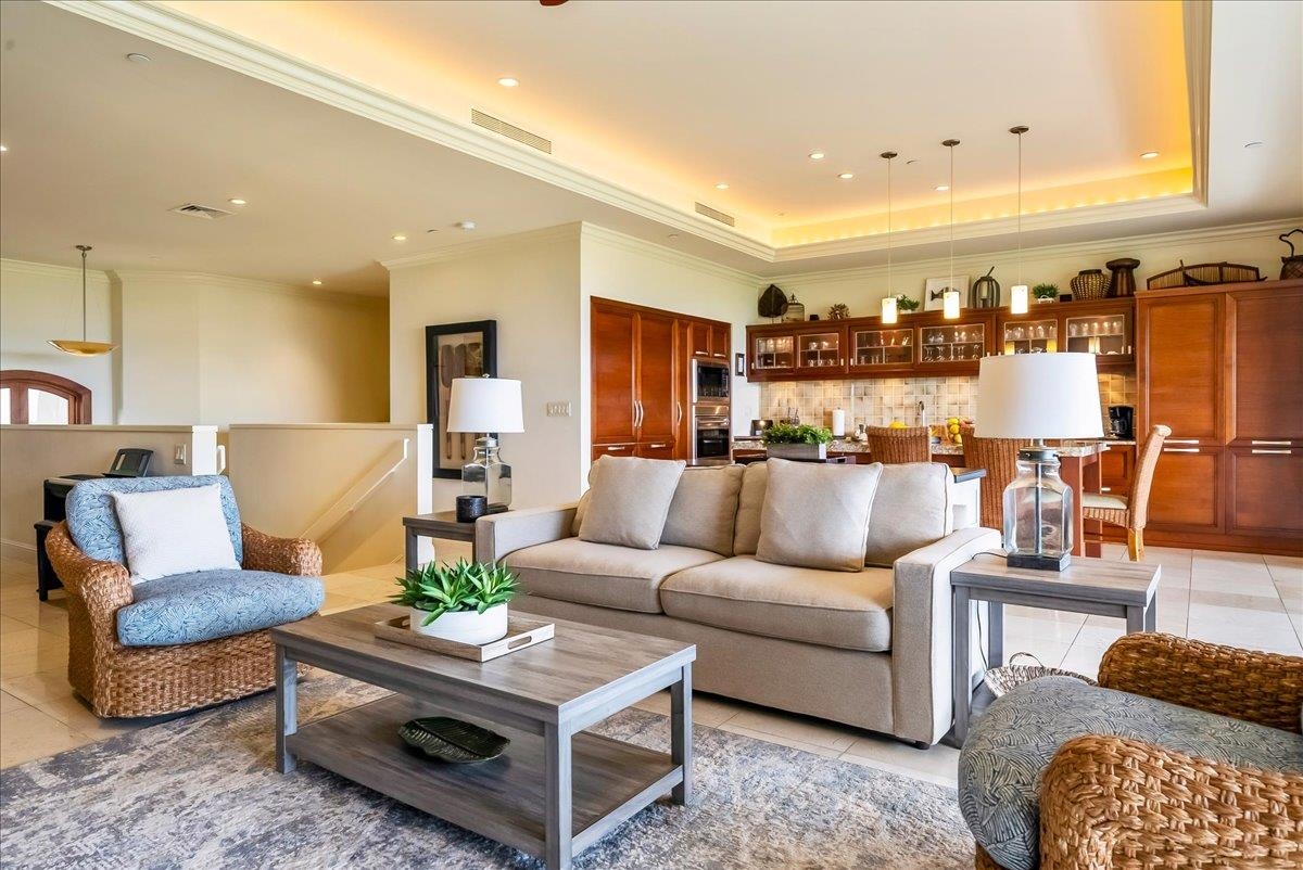 21 Kiloa Street, Unit 4 Kihei, HI 96753 - Photo 7 of 50 a living room with furniture