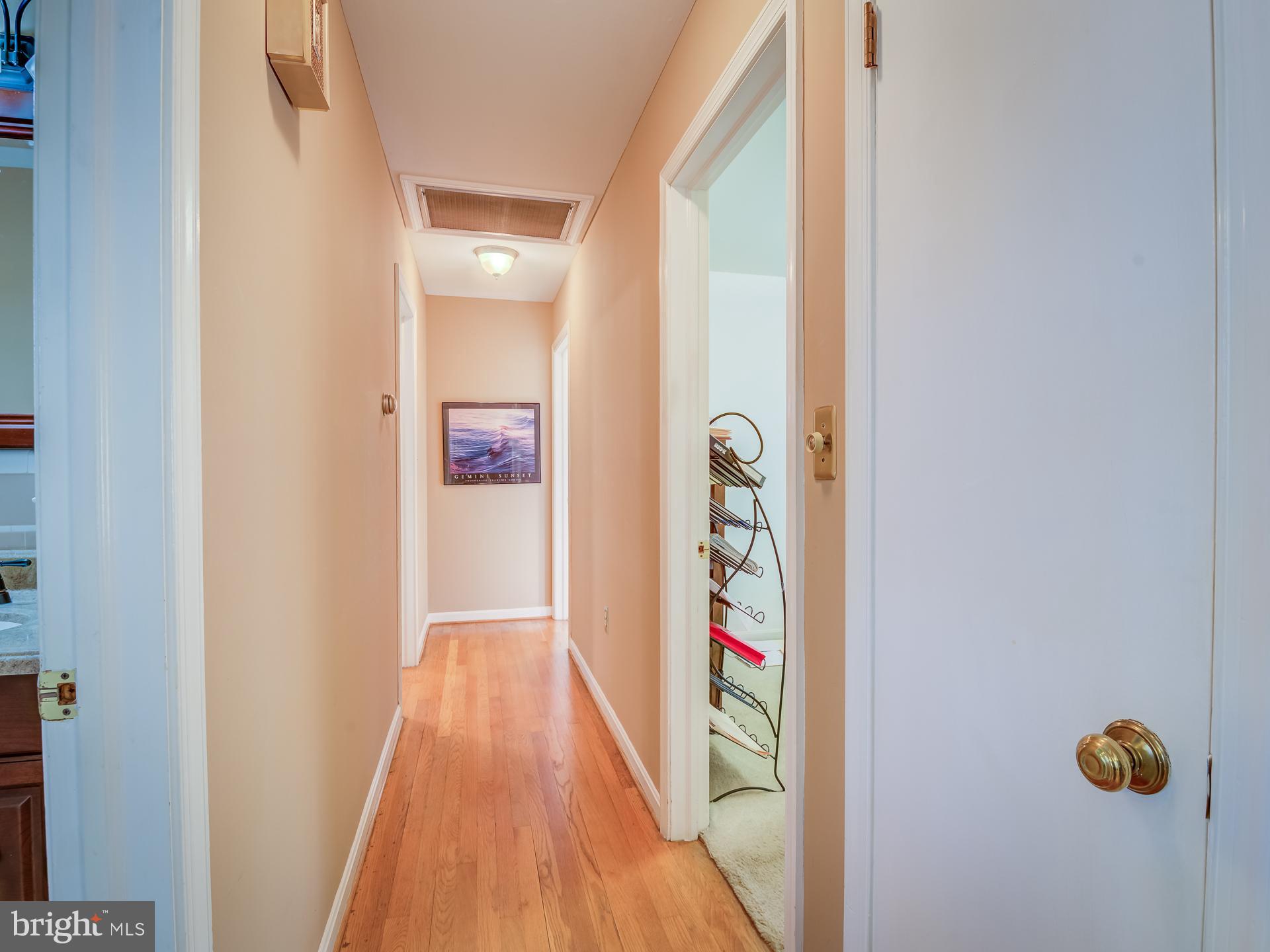 11720 Clopper Road Gaithersburg, MD 20878 - Photo 11 of 40 Gallery Image 11