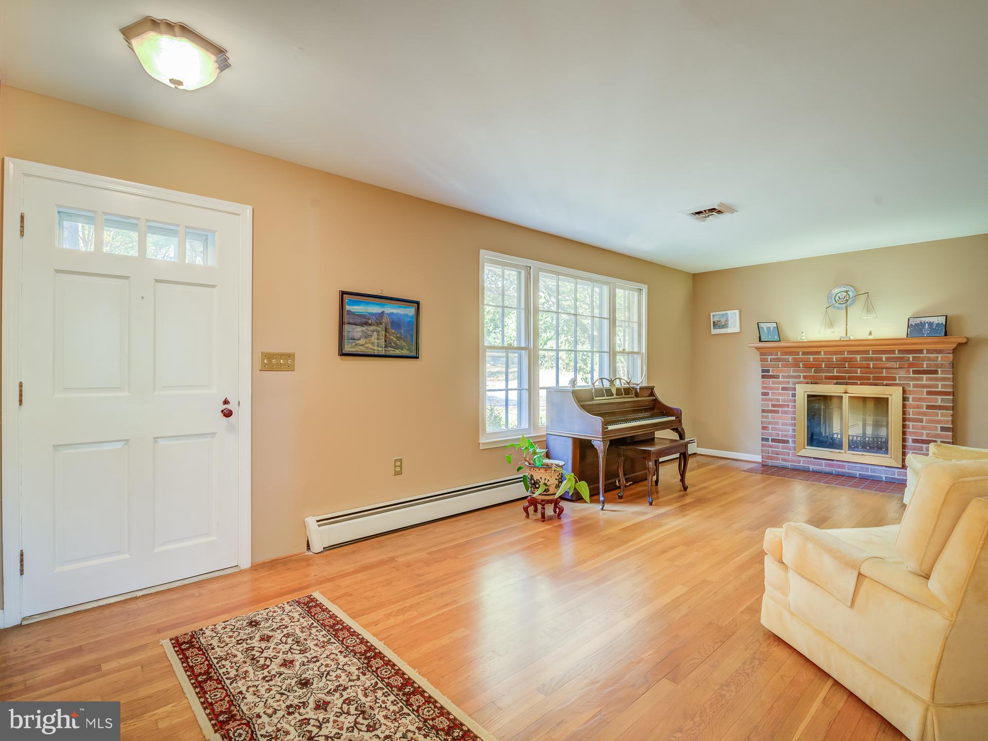 11720 Clopper Road Gaithersburg, MD 20878 - Photo 14 of 40 Gallery Image 14