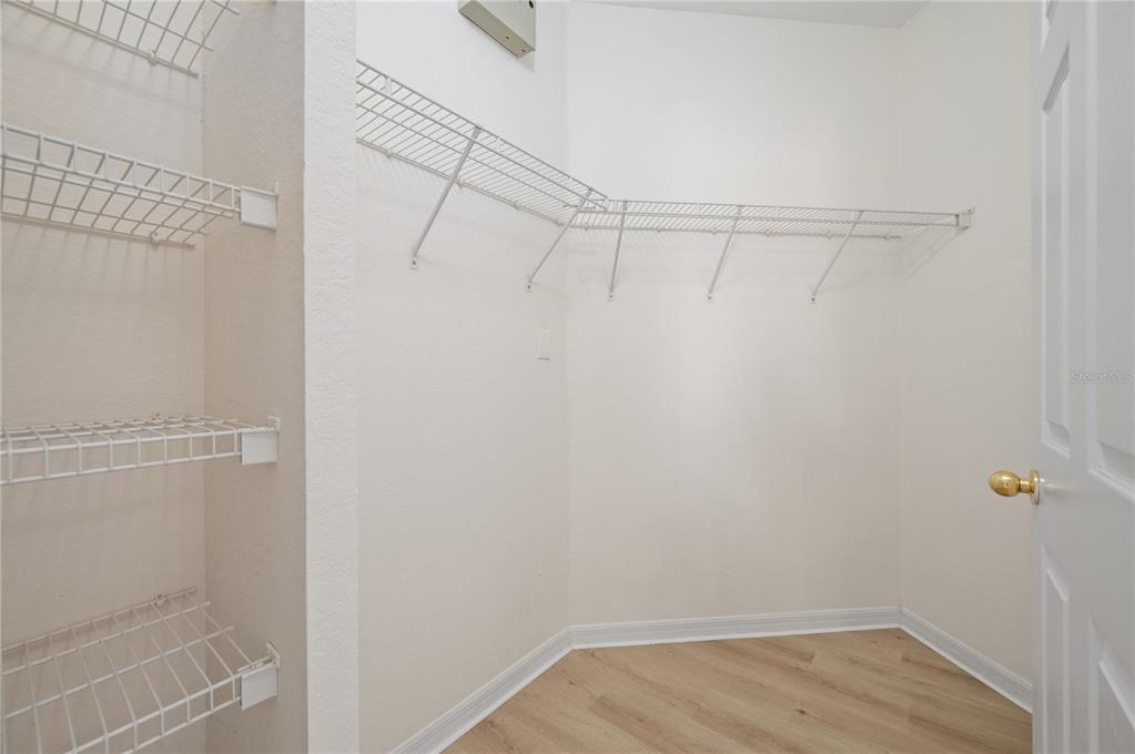 3593 Conroy Road, Unit 424 Orlando, FL 32839 - Photo 18 of 23 Gallery Image 18