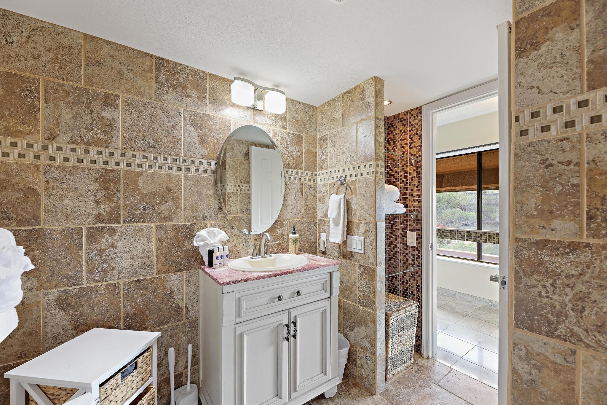 4242 Lower Honoapiilani Road, Unit E601 Lahaina, HI 96761 - Photo 20 of 25 Gallery Image 20