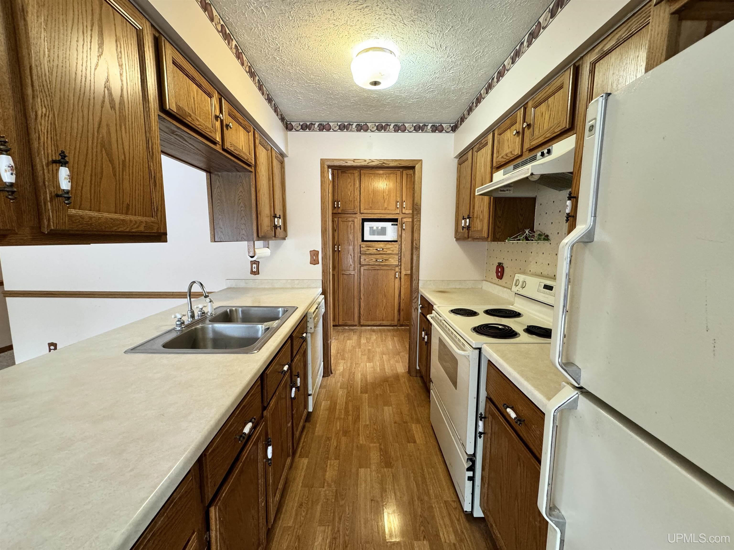 7183 West Co Road Manistique, MI 49854 - Photo 11 of 52