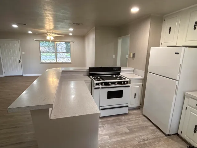 $1,800 | 8149 Karen Drive, Tyler, TX 75703