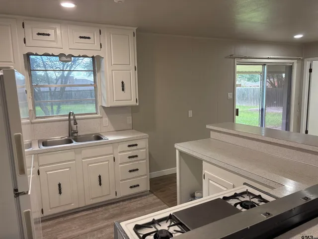 $1,800 | 8149 Karen Drive, Tyler, TX 75703