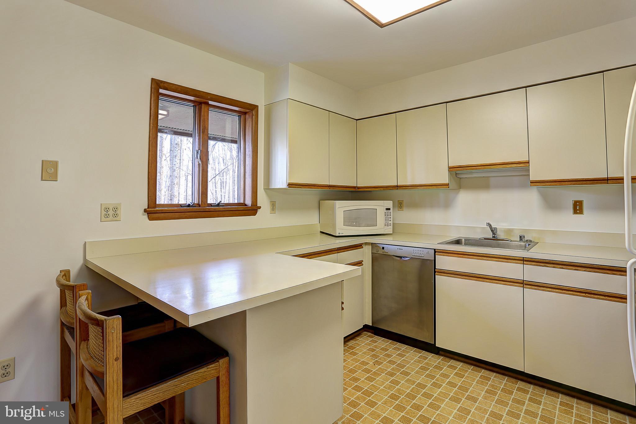 8678 Reservoir Road Fulton, MD 20759 - Photo 11 of 51 Kitchen
