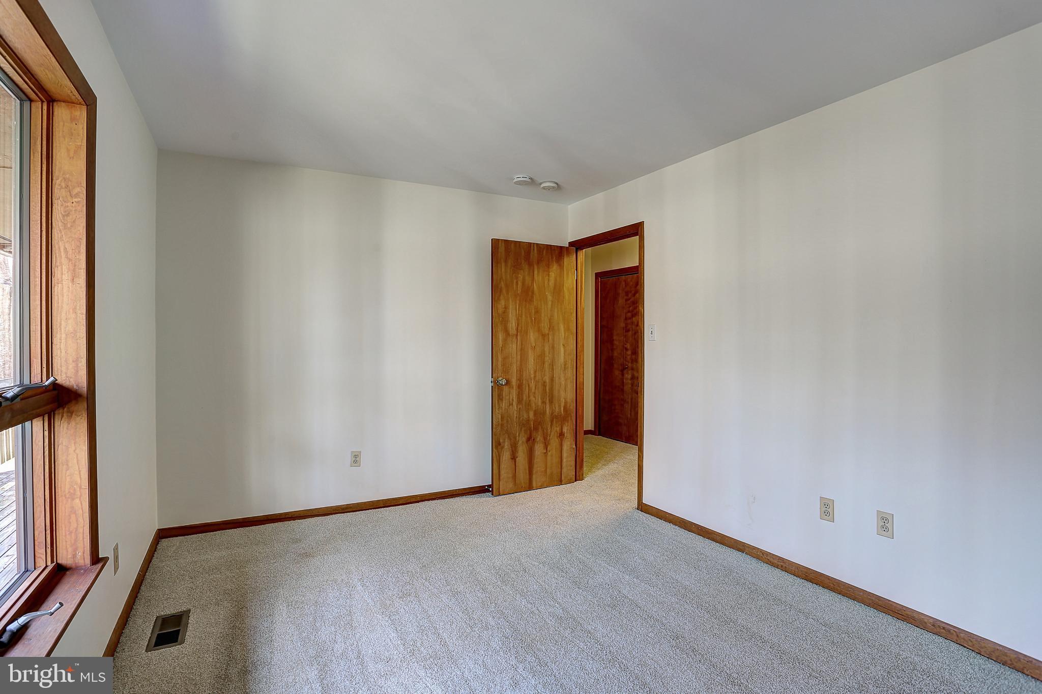 8678 Reservoir Road Fulton, MD 20759 - Photo 21 of 51 Bedroom 3