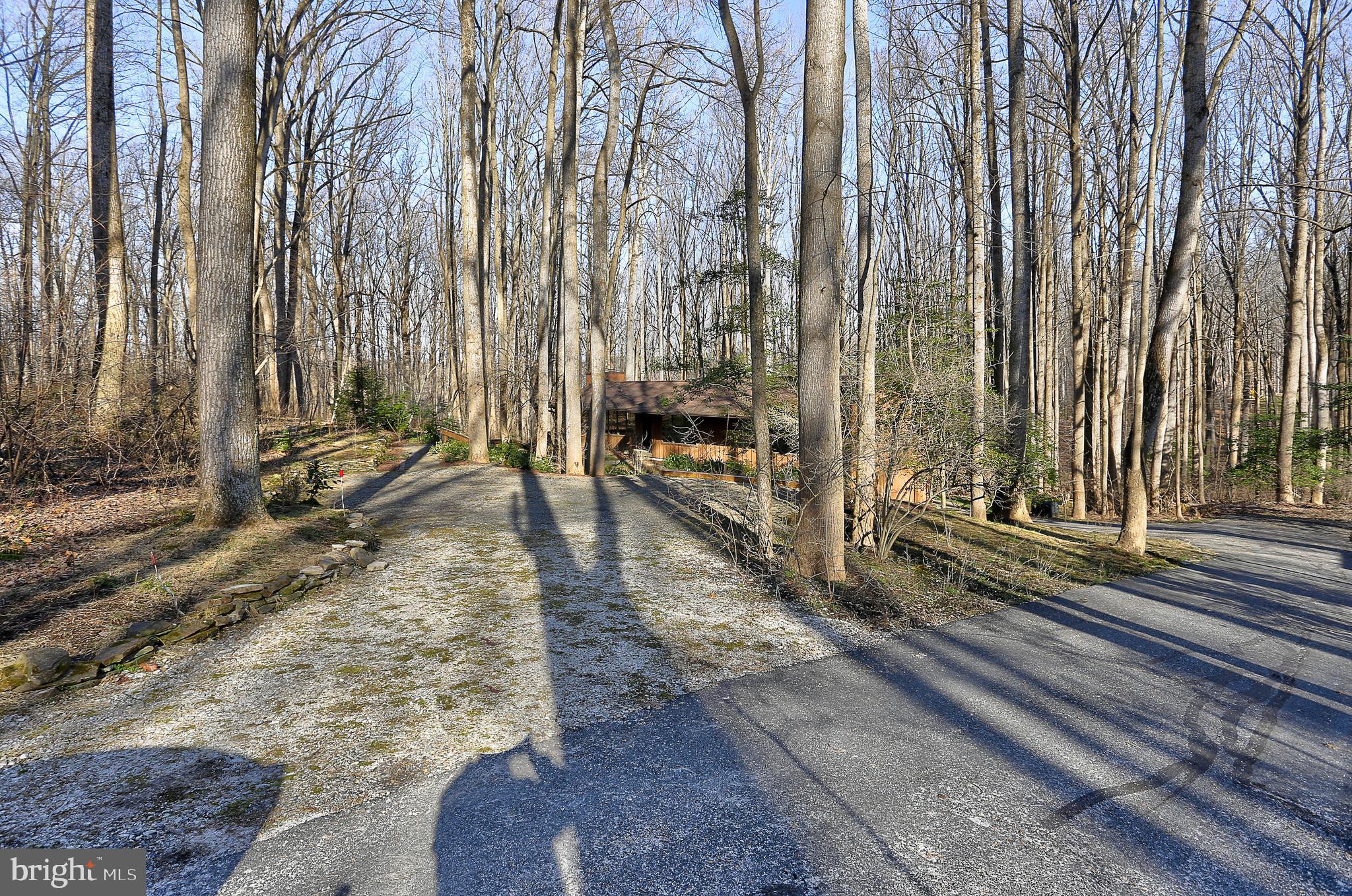 8678 Reservoir Road Fulton, MD 20759 - Photo 43 of 51 Driveway