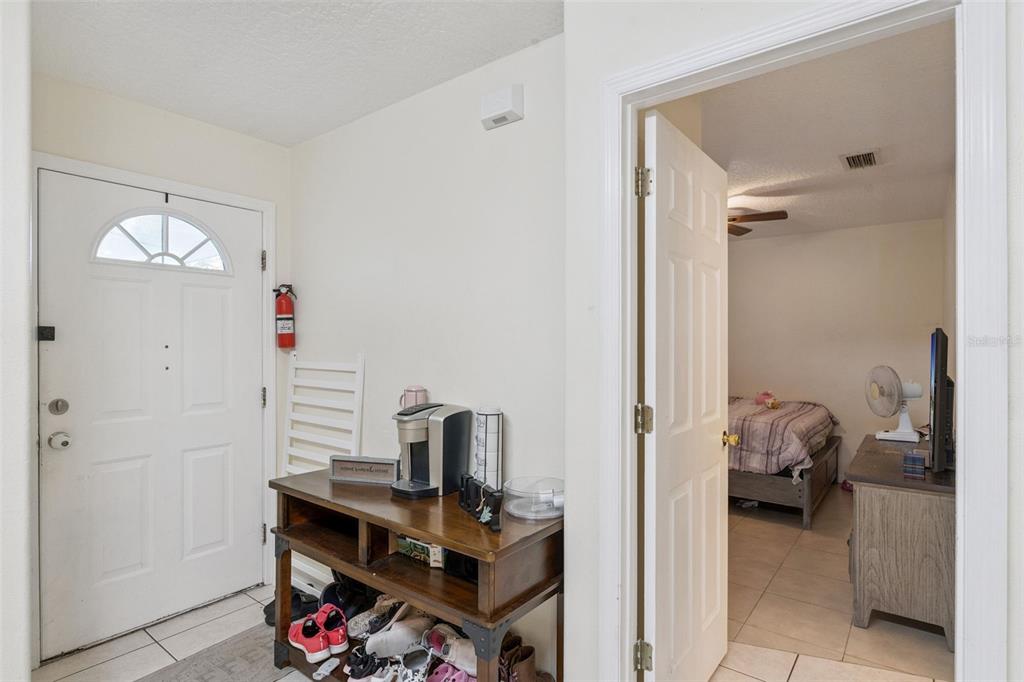 204 Ridge Crest Loop Minneola, FL 34715 - Photo 4 of 33