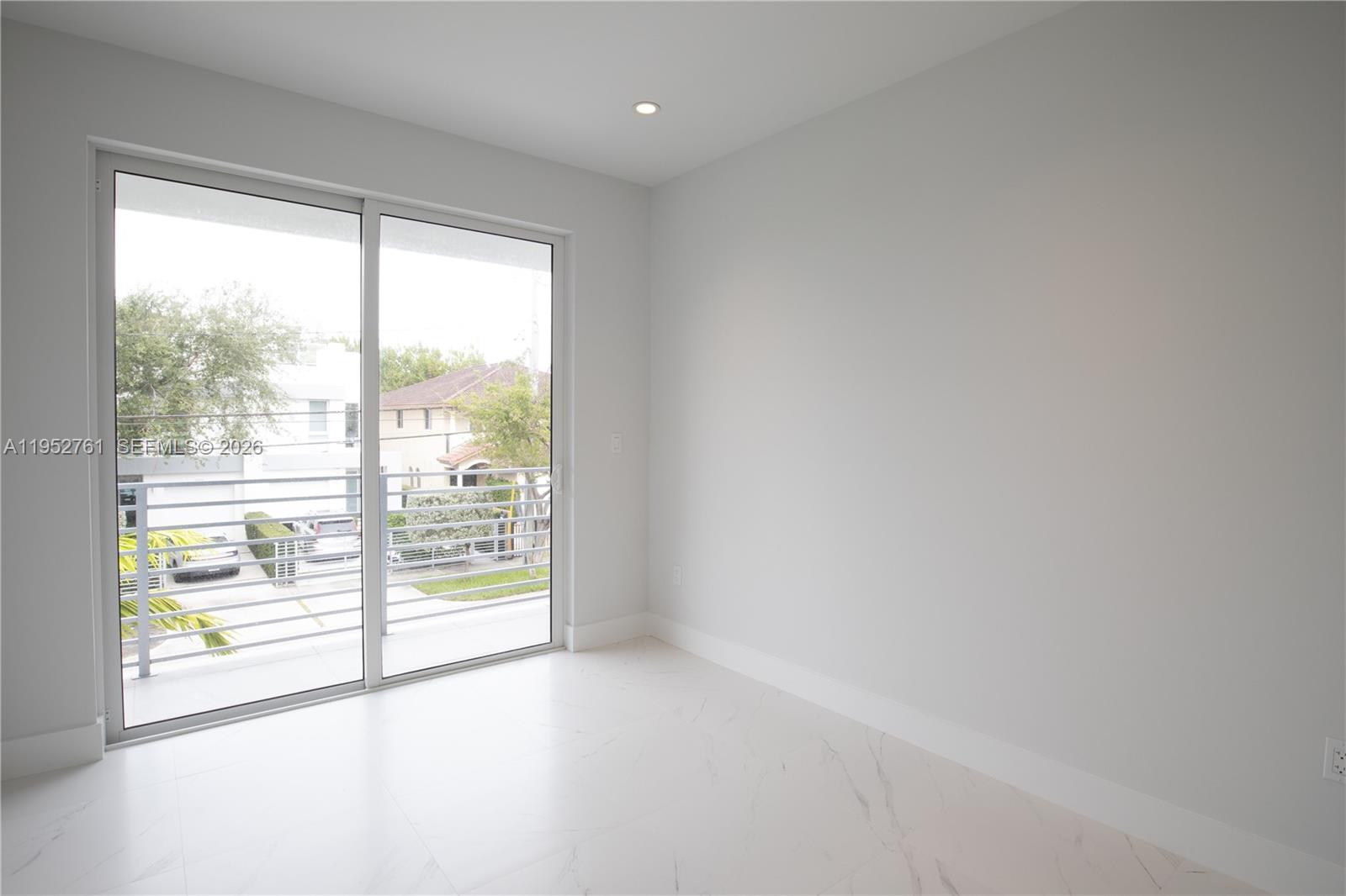 3374 Day Avenue, Unit B Miami, FL 33133 - Photo 12 of 19