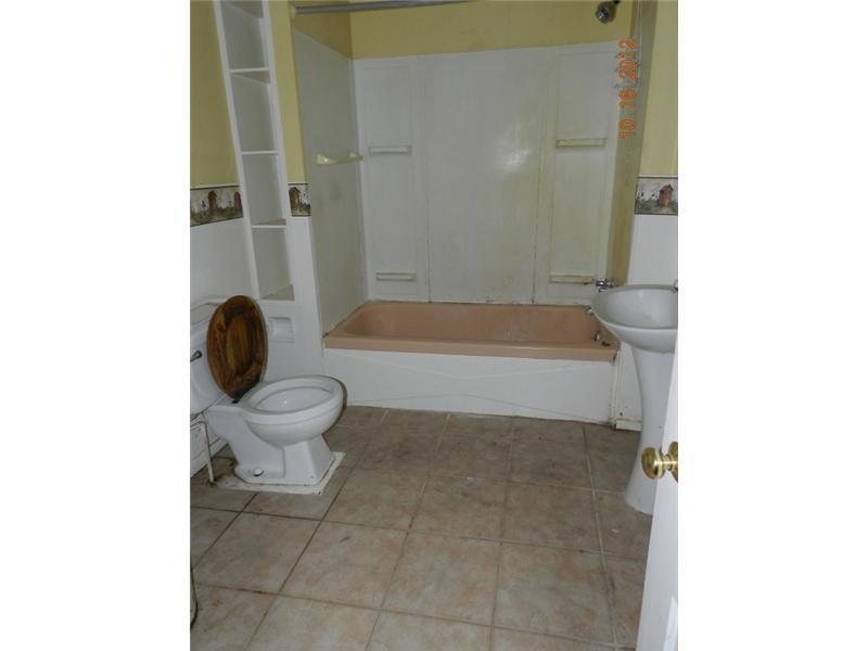 9 Flagg Mill Road Naples, ME 04055 - Photo 6 of 16 Bathroom.