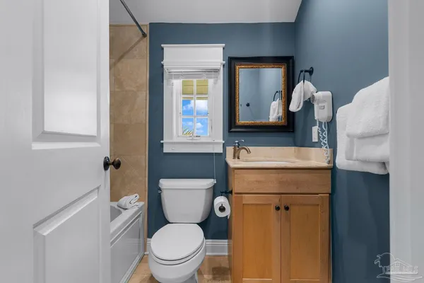 $855,900 | 8654 Greenwich Court, Gulf Shores, AL 36542