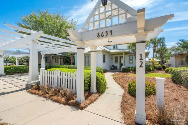 $855,900 | 8654 Greenwich Court, Gulf Shores, AL 36542