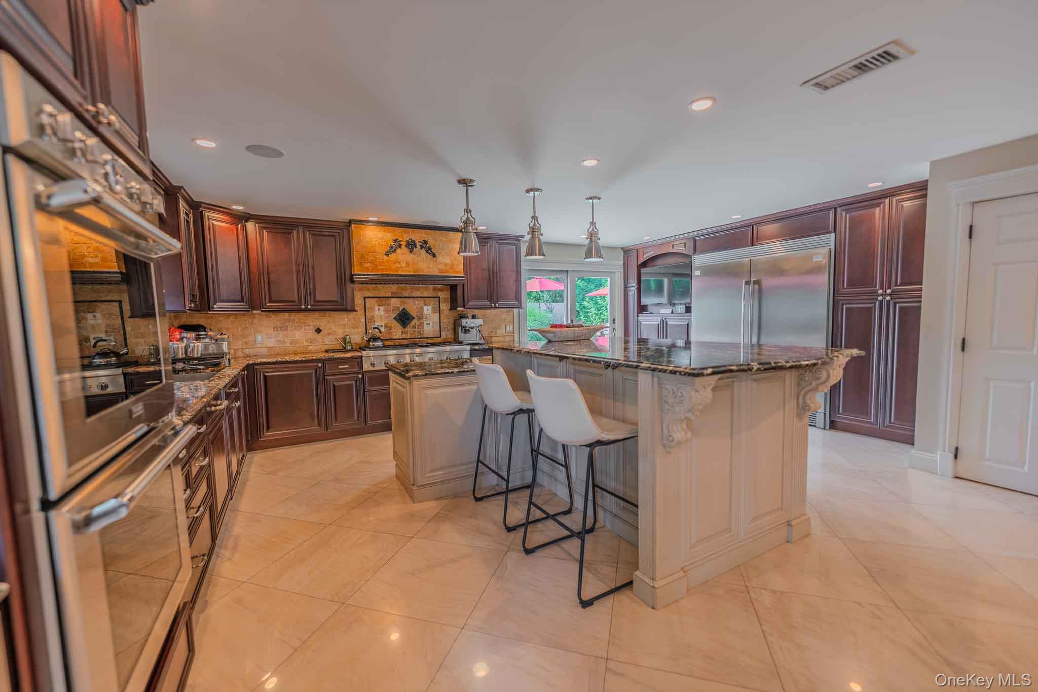 8 Feather Lane Commack, NY 11725 - Photo 10 of 50
