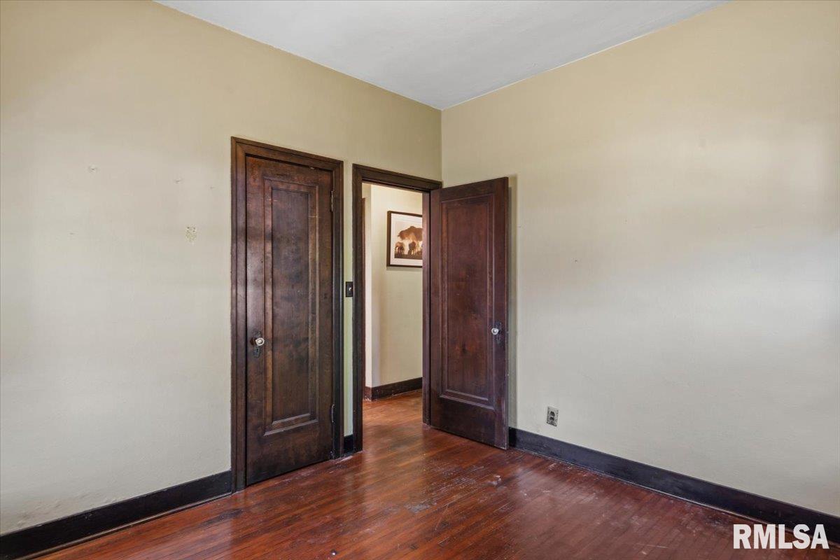 1907 South 5th Street Springfield, IL 62703 - Photo 17 of 24