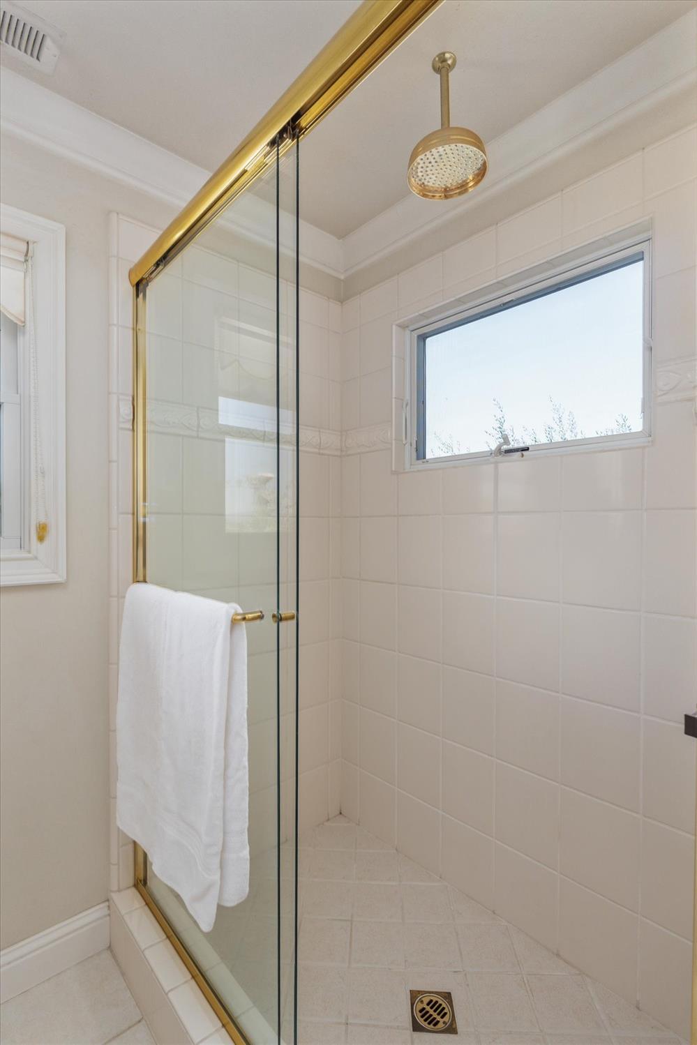 643 Miwuk Way Angels Camp, CA 95222 - Photo 28 of 55 a bathroom with a shower and a mirror