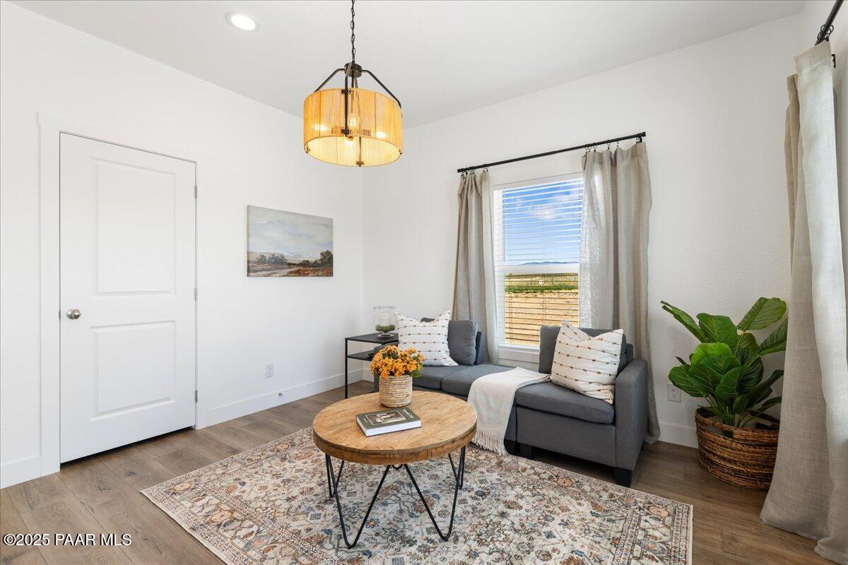 2680 West Pilots Rest Paulden, AZ 86334 - Photo 16 of 25 25-Sitting Room